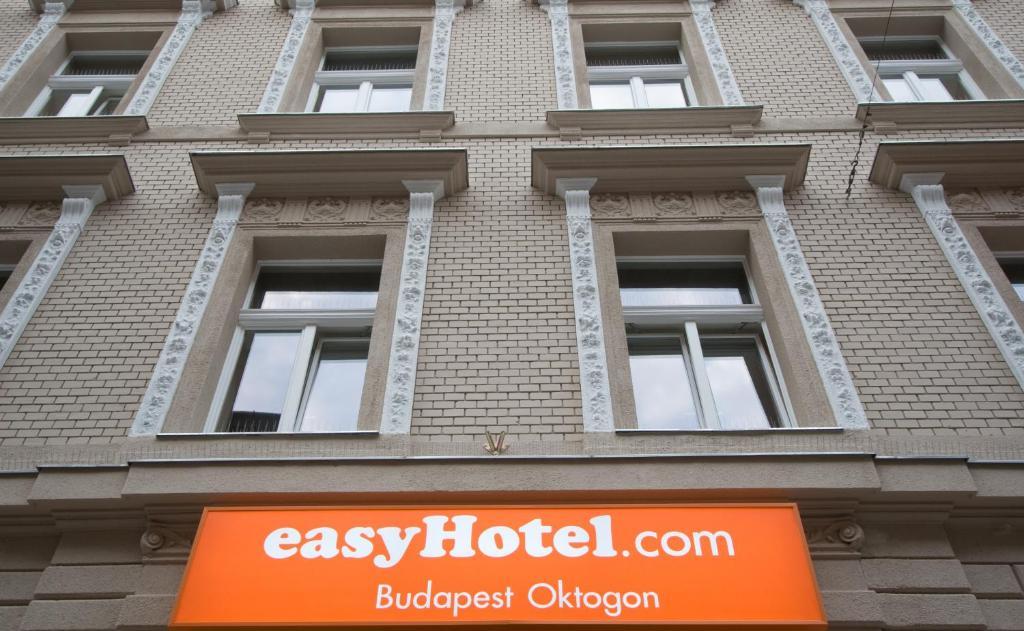 easyHotel Budapest Oktogon Buitenkant foto